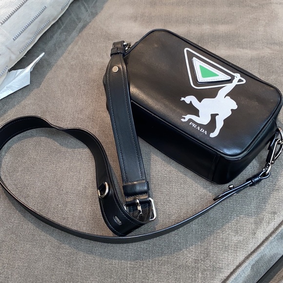 Prada crossbody - Picture 3 of 3